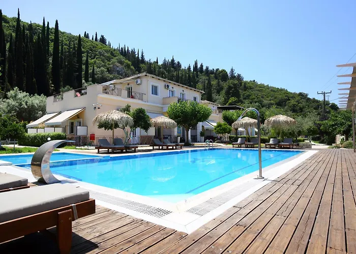 Apartments Avra