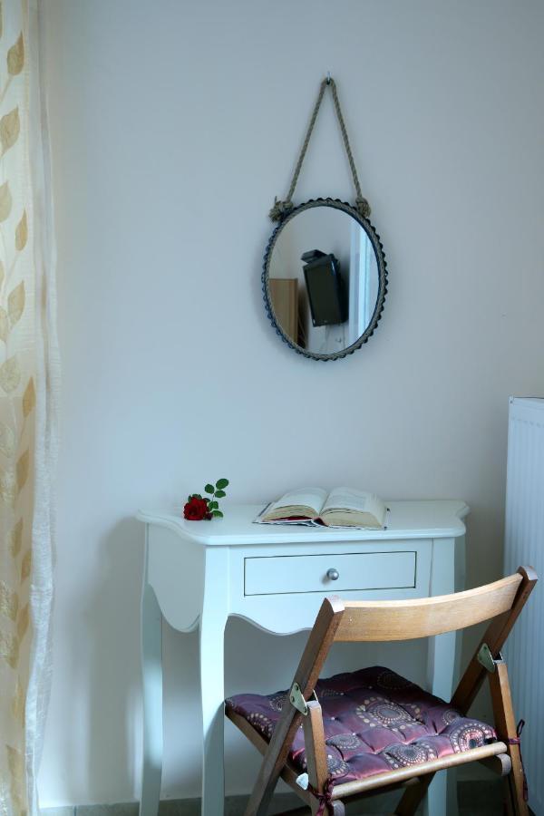 Aparthotel Avra 2*
