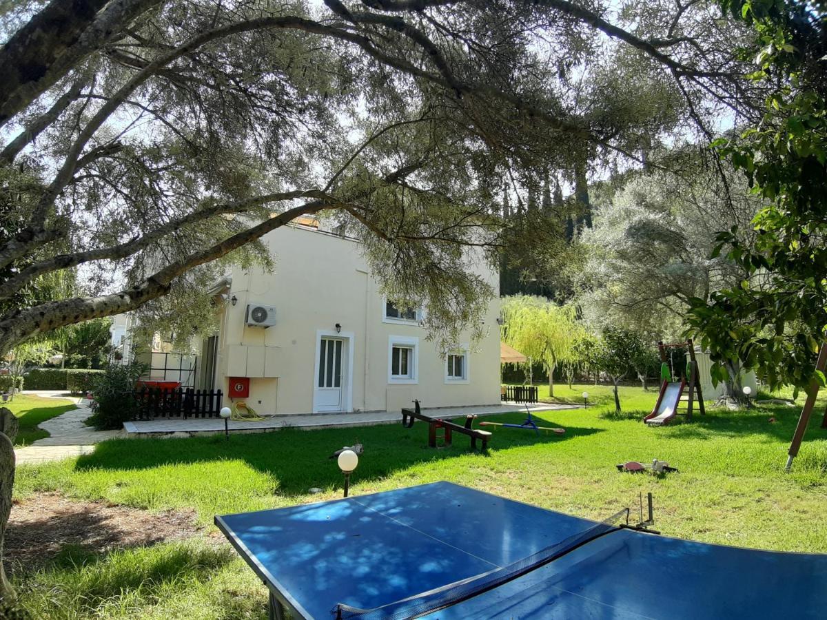 Aparthotel Avra 2*